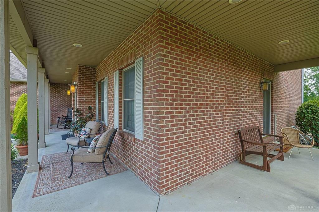 1862 Pence Ridge Property Photo 4