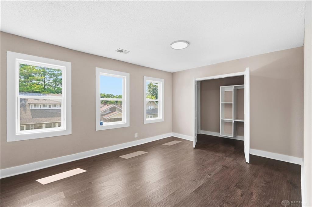 552 Evergreen Property Photo 31