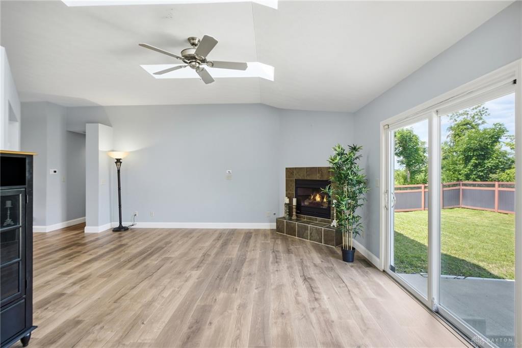 2396 Ferndown Property Photo 7