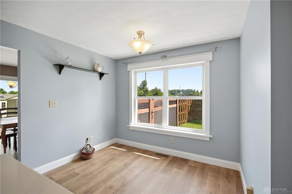 2396 Ferndown Property Photo 13