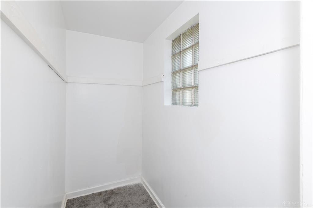 416 E Bruce Property Photo 21