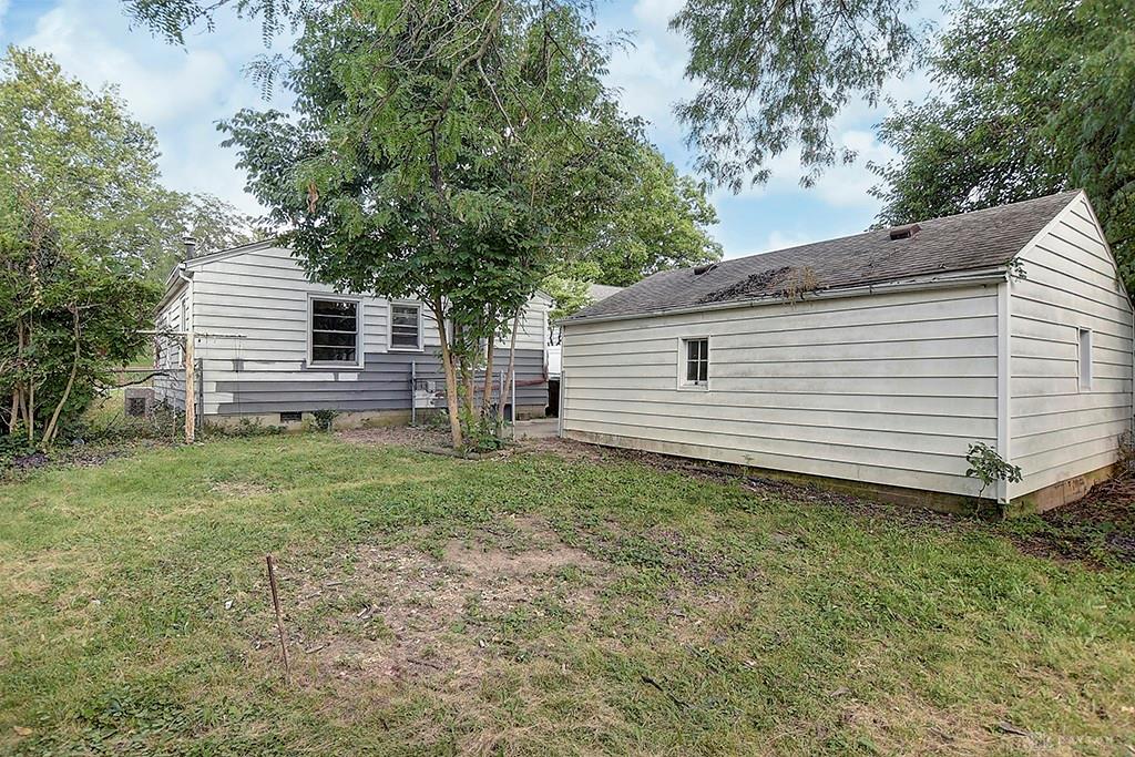 24 Forest Glen Property Photo 6