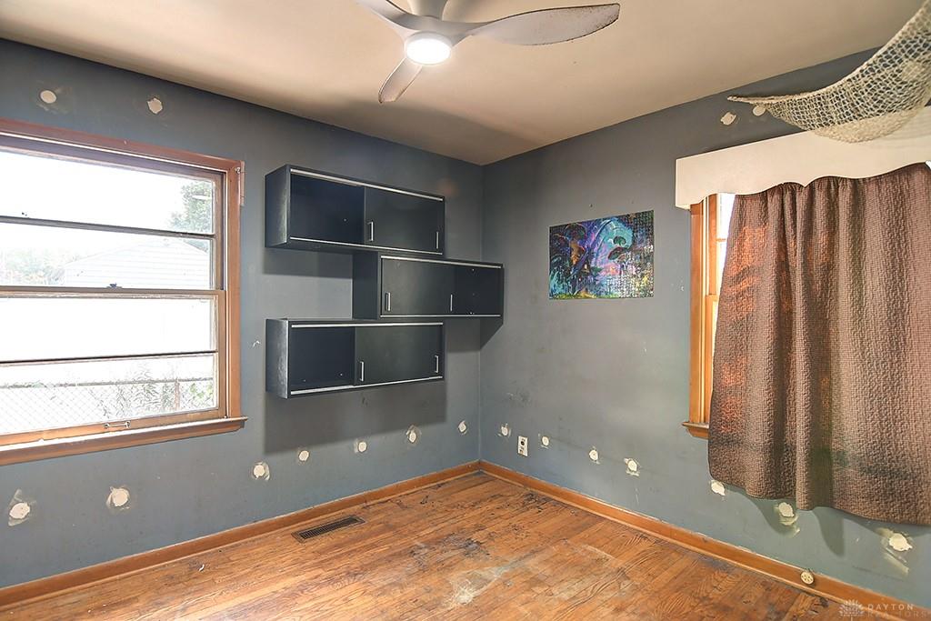 24 Forest Glen Property Photo 15