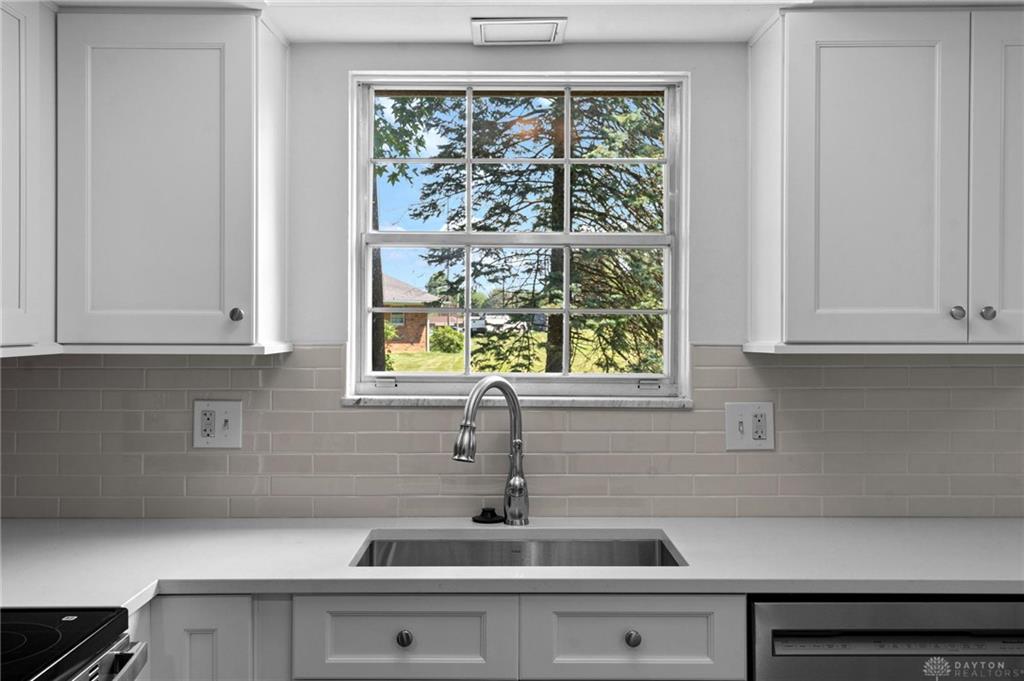 4924 Concordia Property Photo 17