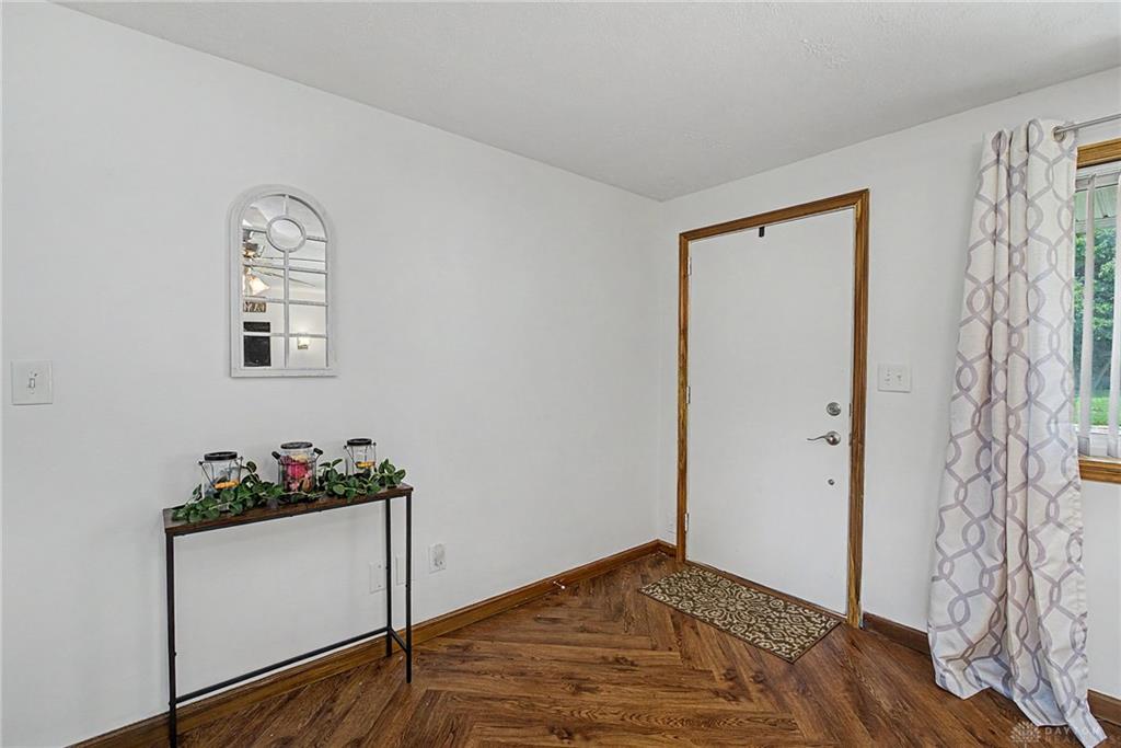 4409 Sunray Property Photo 6