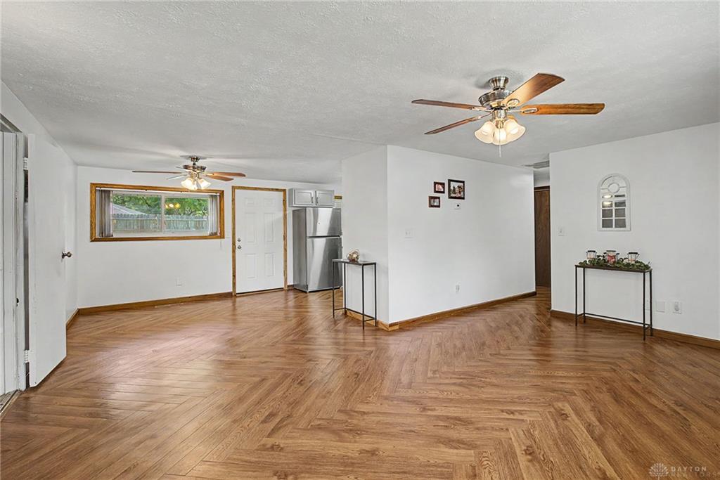 4409 Sunray Property Photo 10