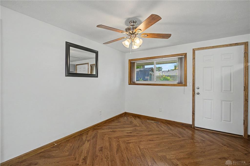 4409 Sunray Property Photo 13