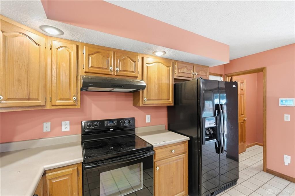 806 Claymore Property Photo 12