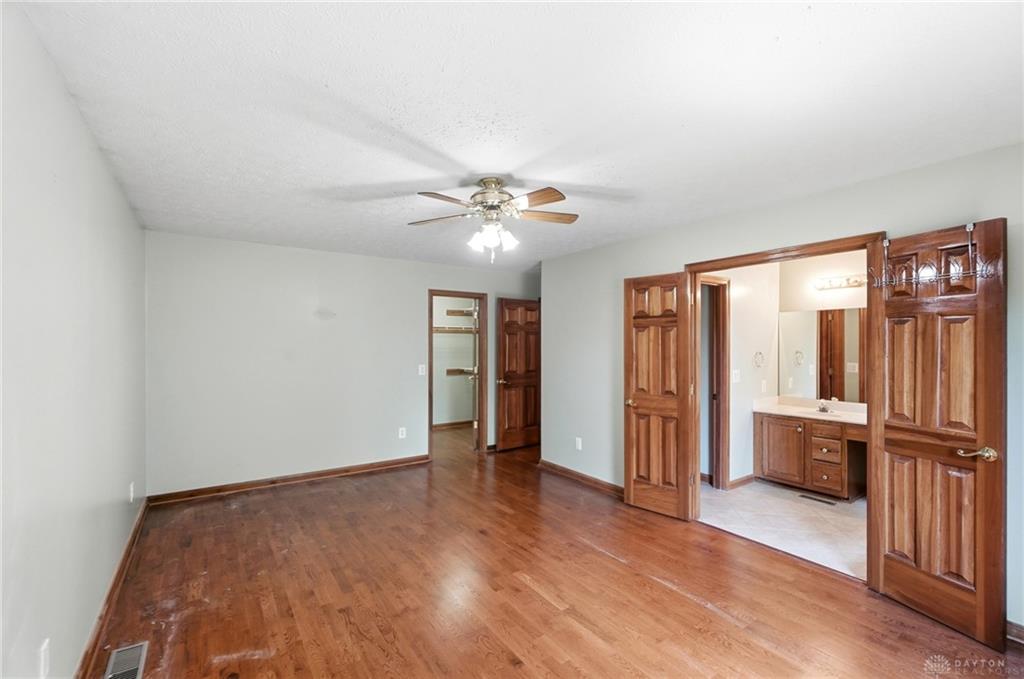 806 Claymore Property Photo 19