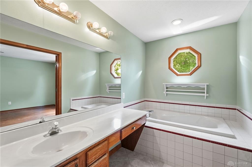 806 Claymore Property Photo 21