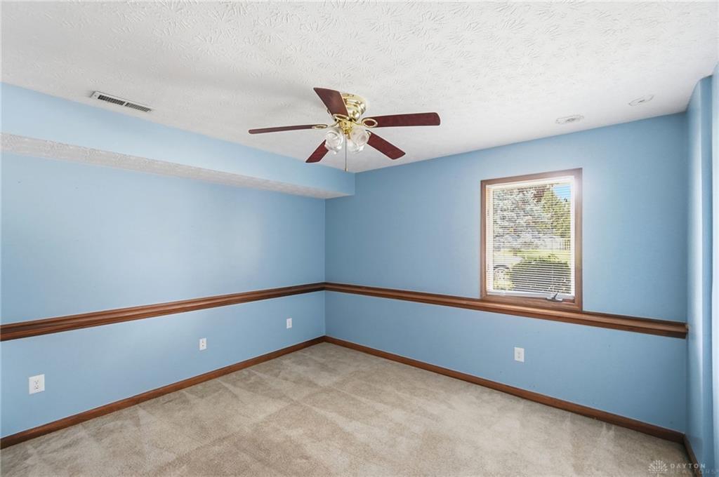 806 Claymore Property Photo 30