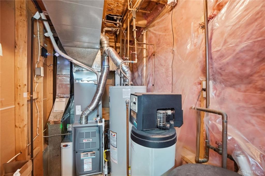 806 Claymore Property Photo 35