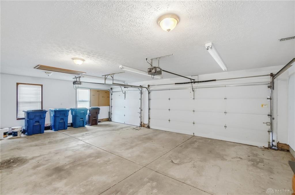 806 Claymore Property Photo 36