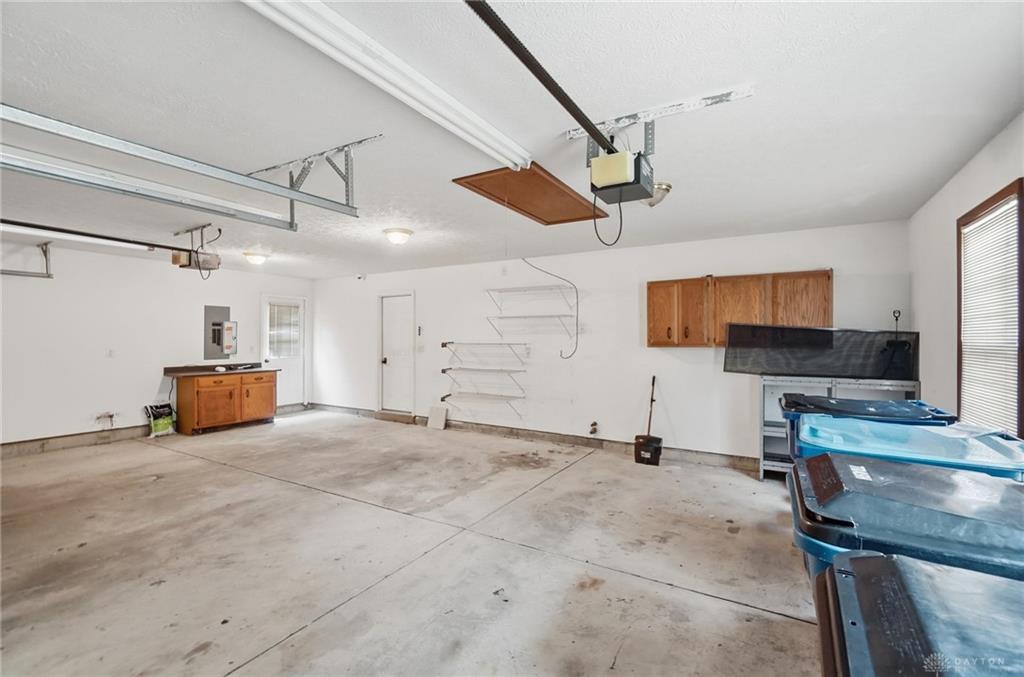 806 Claymore Property Photo 37