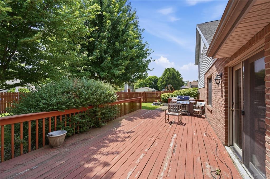 806 Claymore Property Photo 38