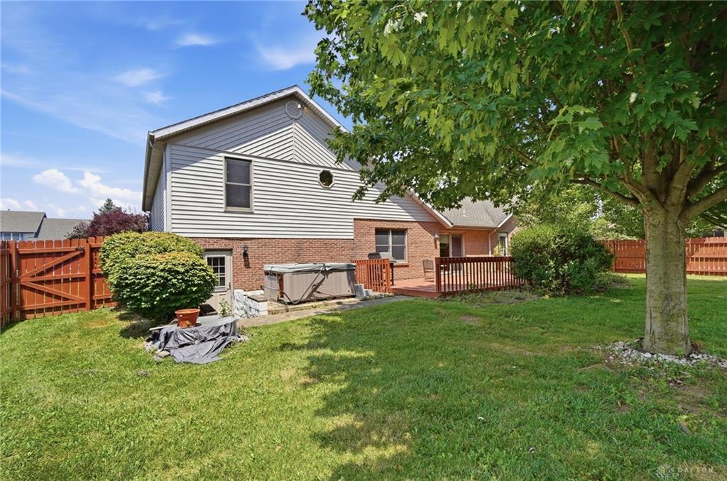 806 Claymore Property Photo 40