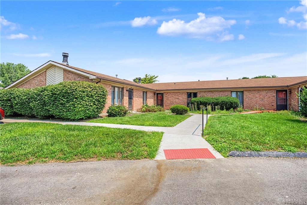 1290 Hollowbrook