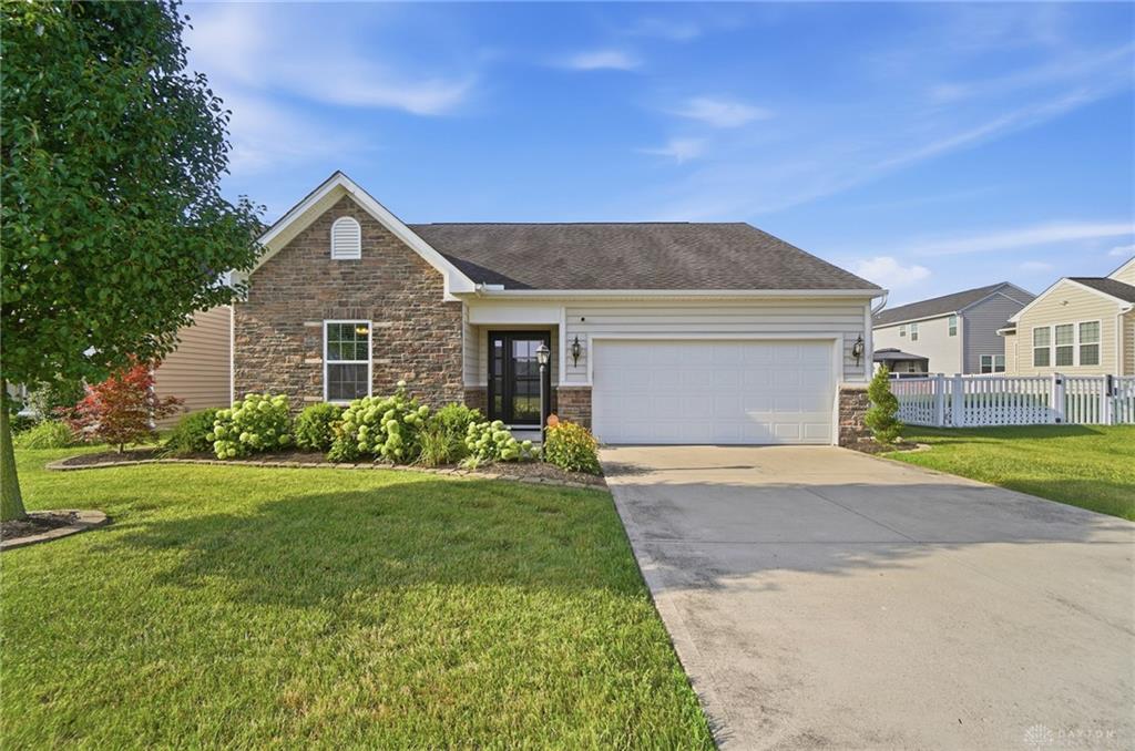 7101 Bluestream Property Photo 1