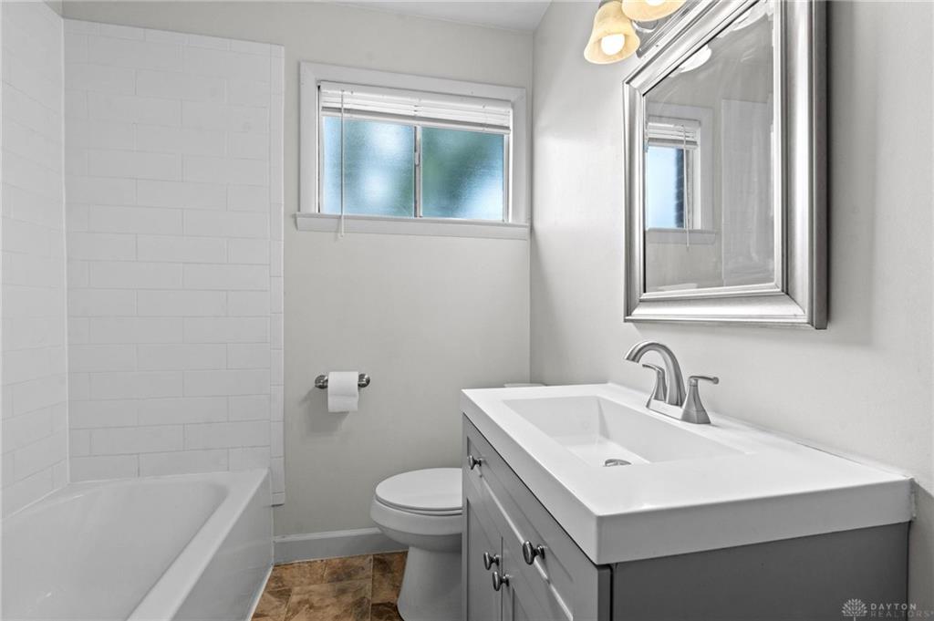 2902 Armen Property Photo 22