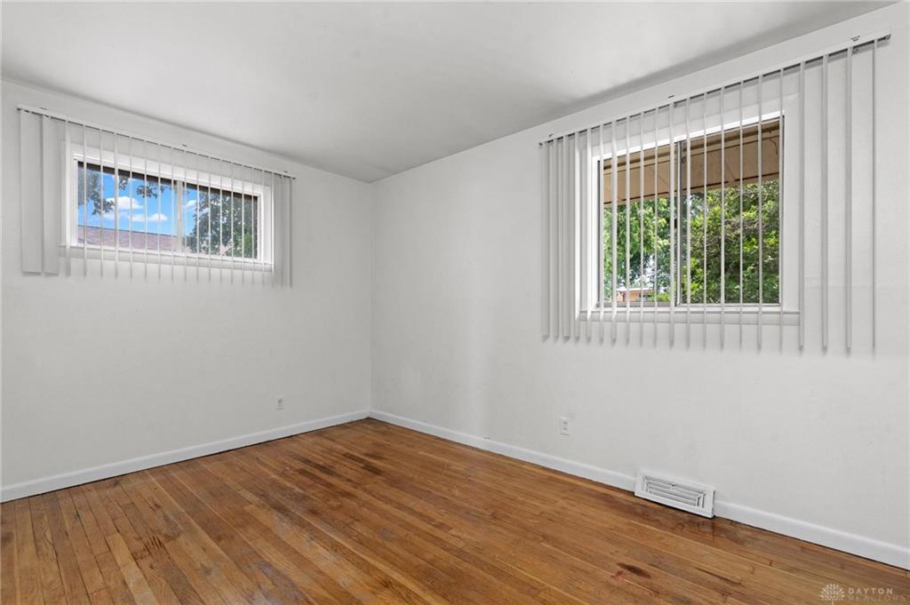 2902 Armen Property Photo 23