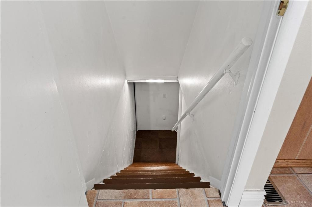 2902 Armen Property Photo 25