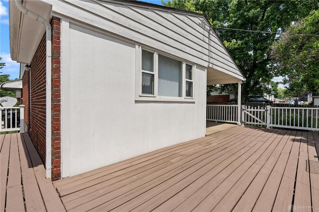 2902 Armen Property Photo 39