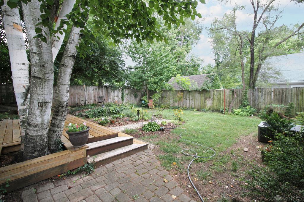 214 Valleyview Property Photo 32