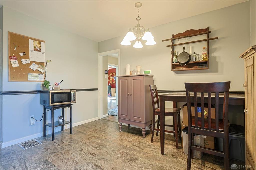 2707 Redfield Property Photo 10