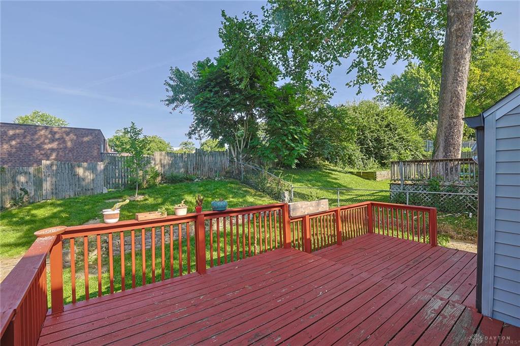 2707 Redfield Property Photo 23