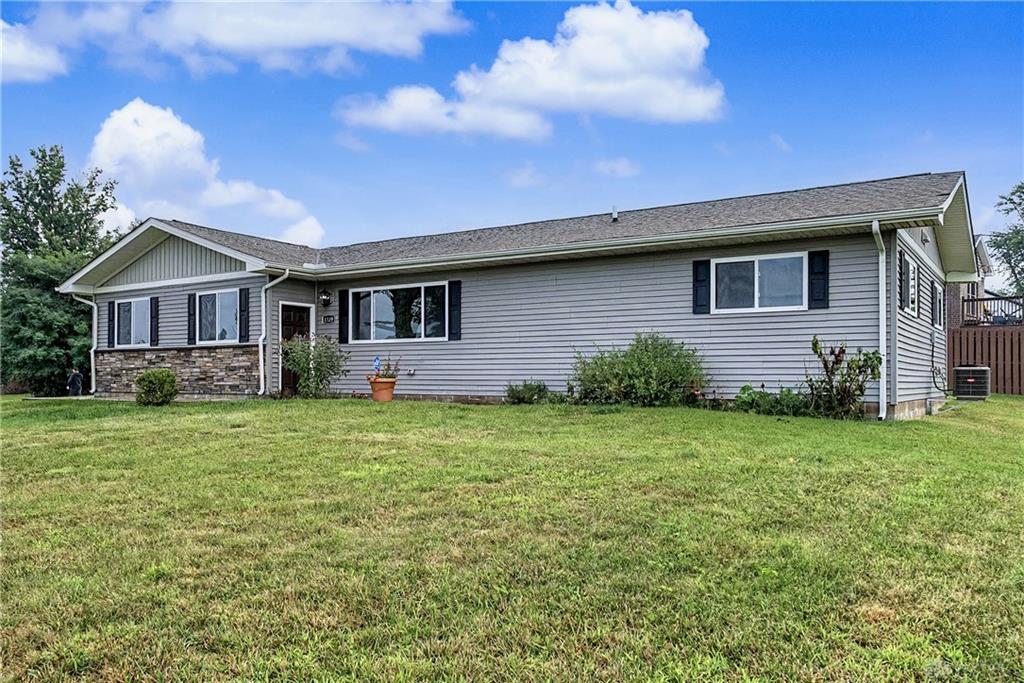 4149 Rosehill Property Photo 2