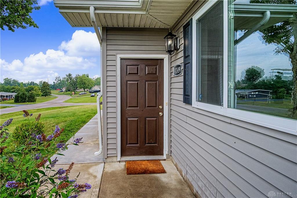 4149 Rosehill Property Photo 6