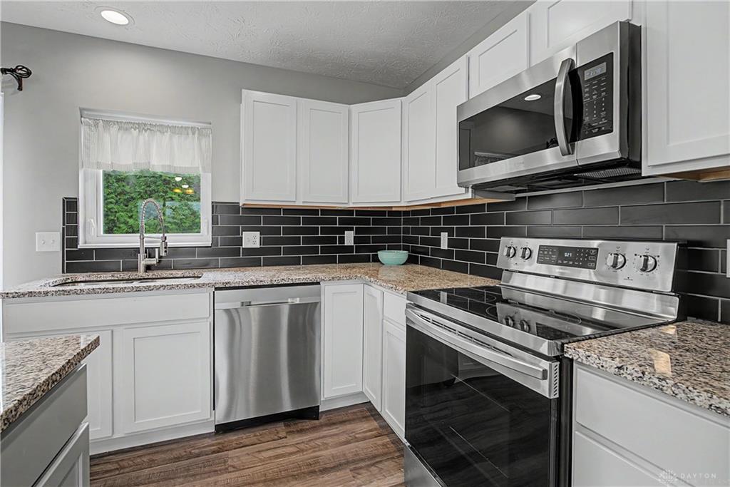 4149 Rosehill Property Photo 19