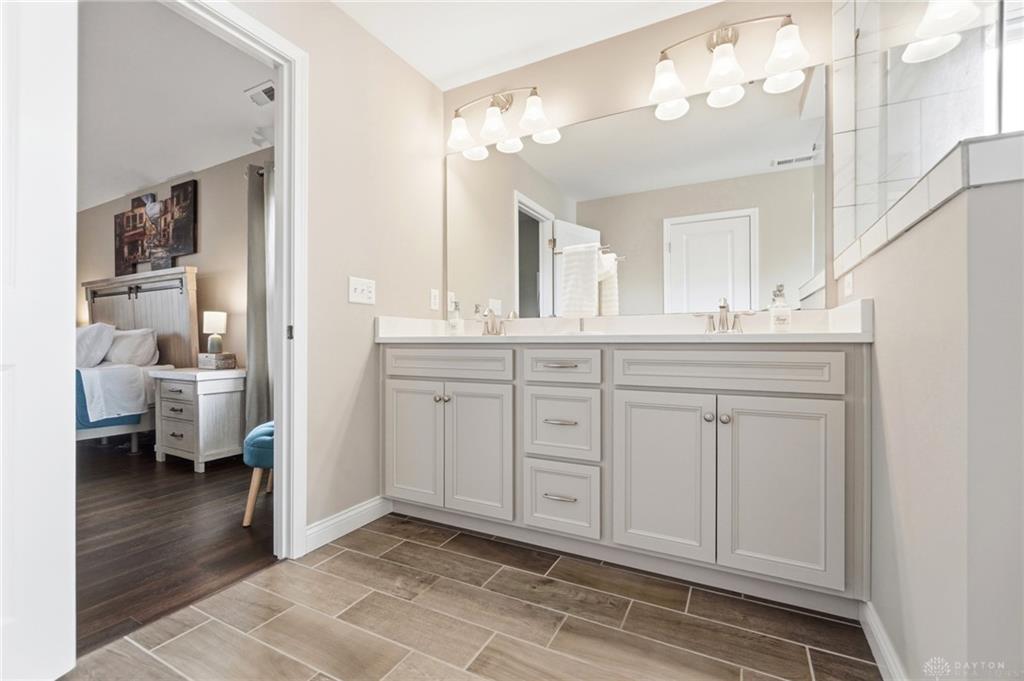 2051 Stonewater Property Photo 64