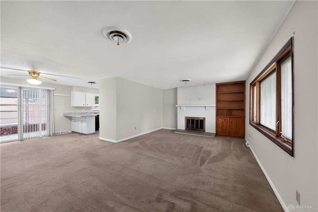 5101 Durwood Property Photo 6
