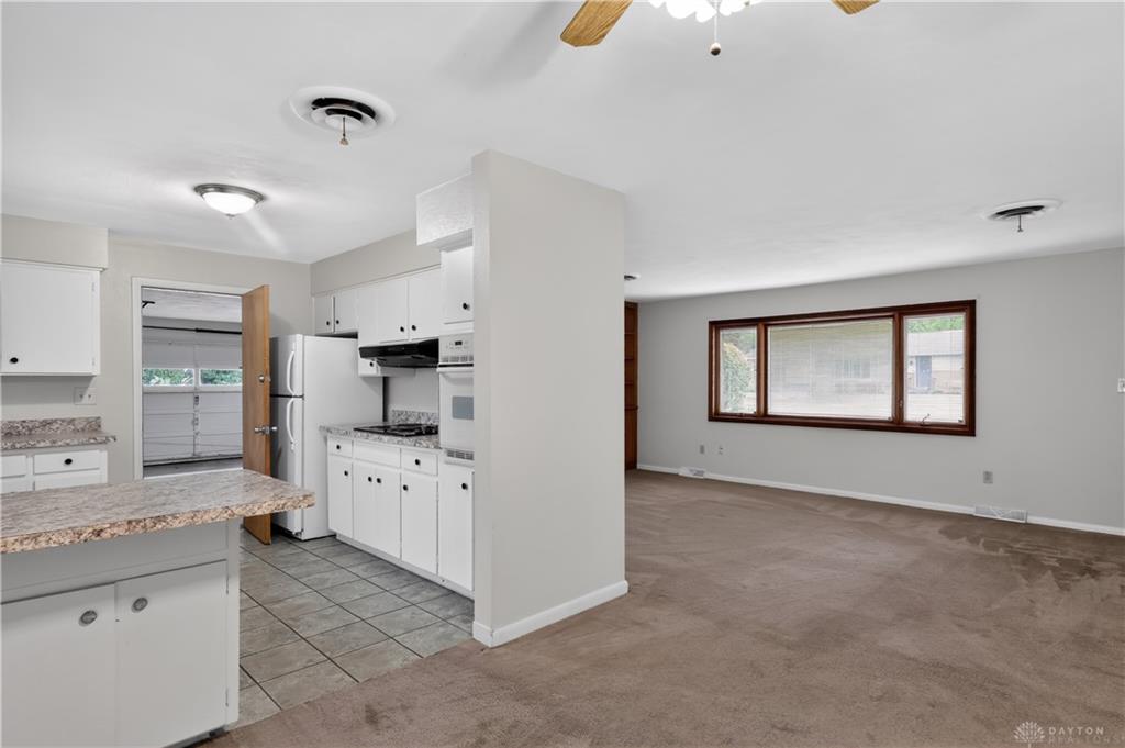 5101 Durwood Property Photo 9