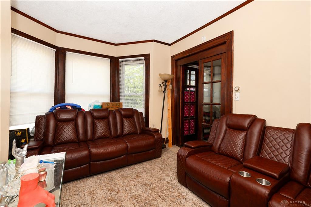 1315 Riverside Property Photo 6