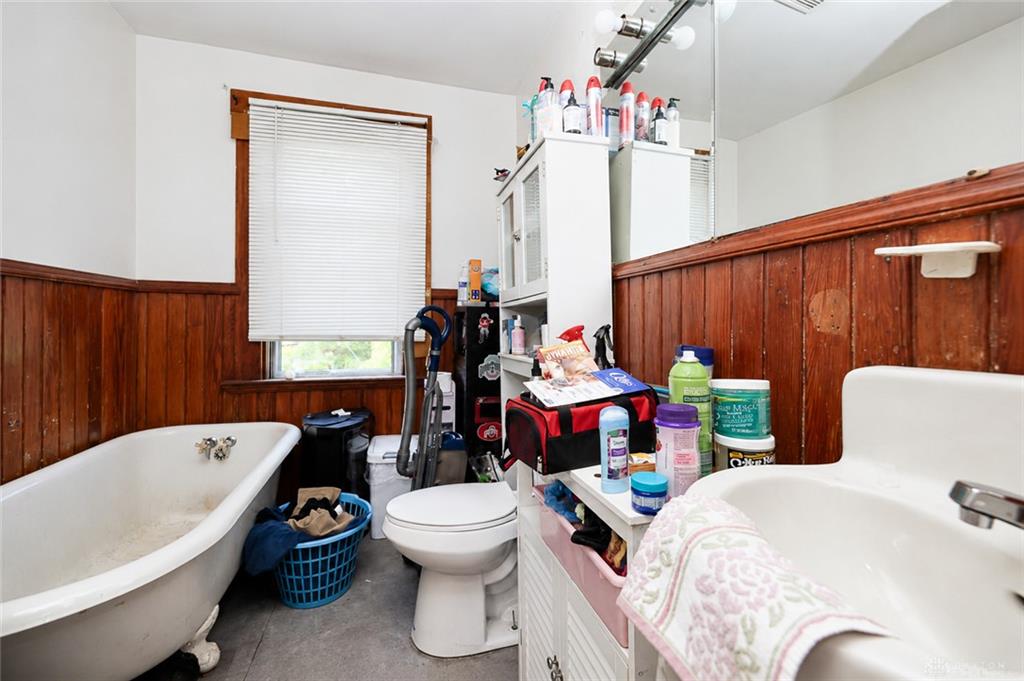1315 Riverside Property Photo 23