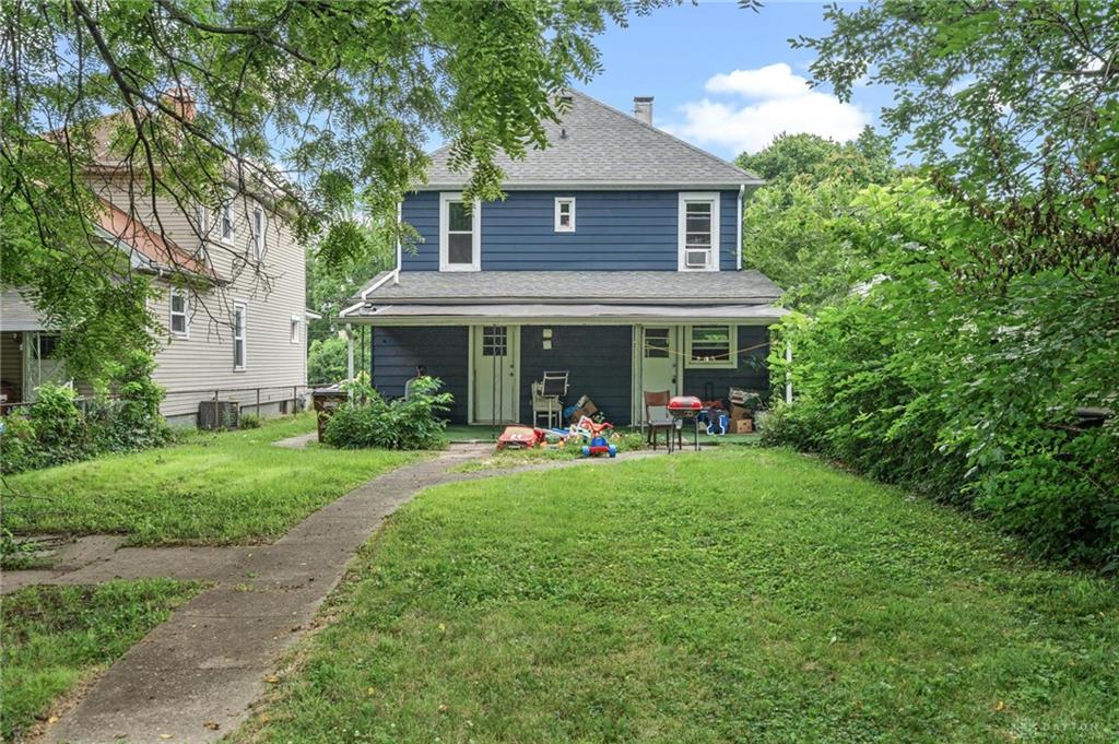 1216 Young Property Photo 32