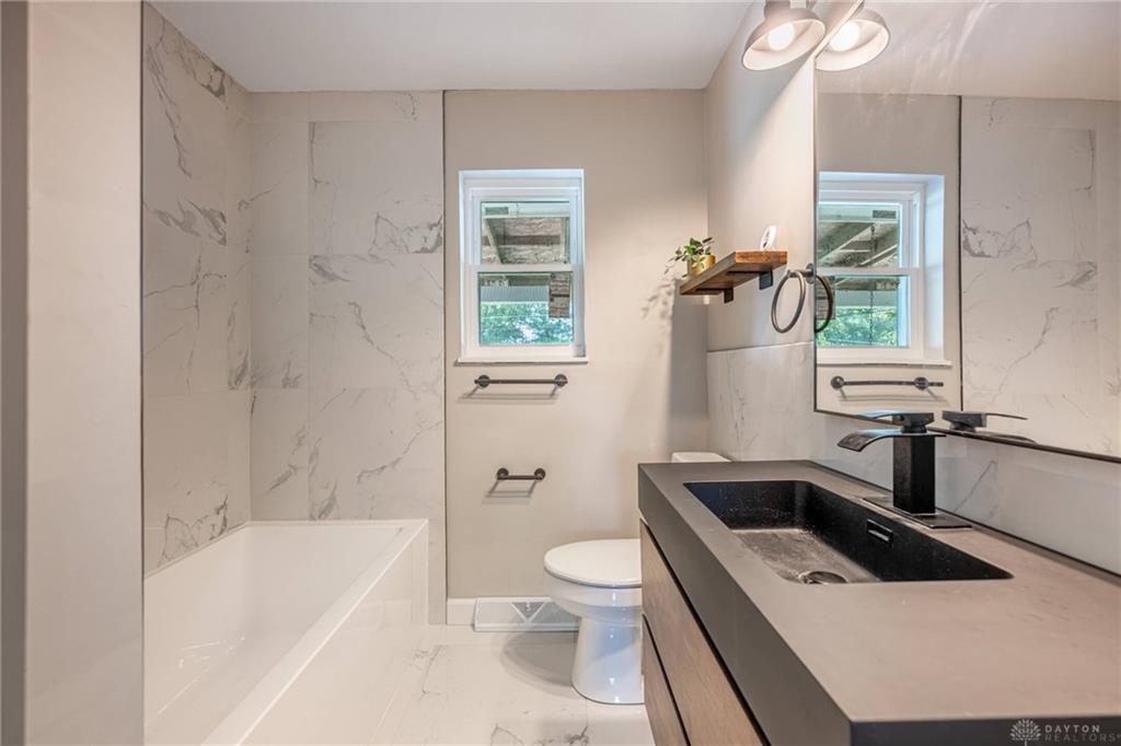 8456 Ora Property Photo 17