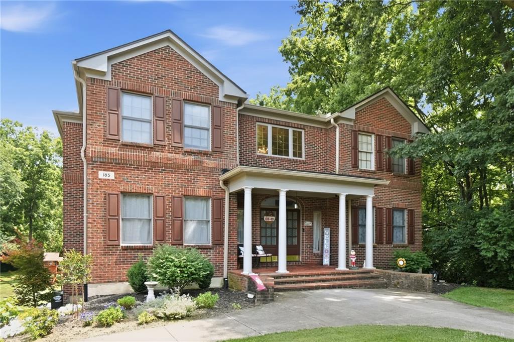 185 Woods Edge Property Photo 2
