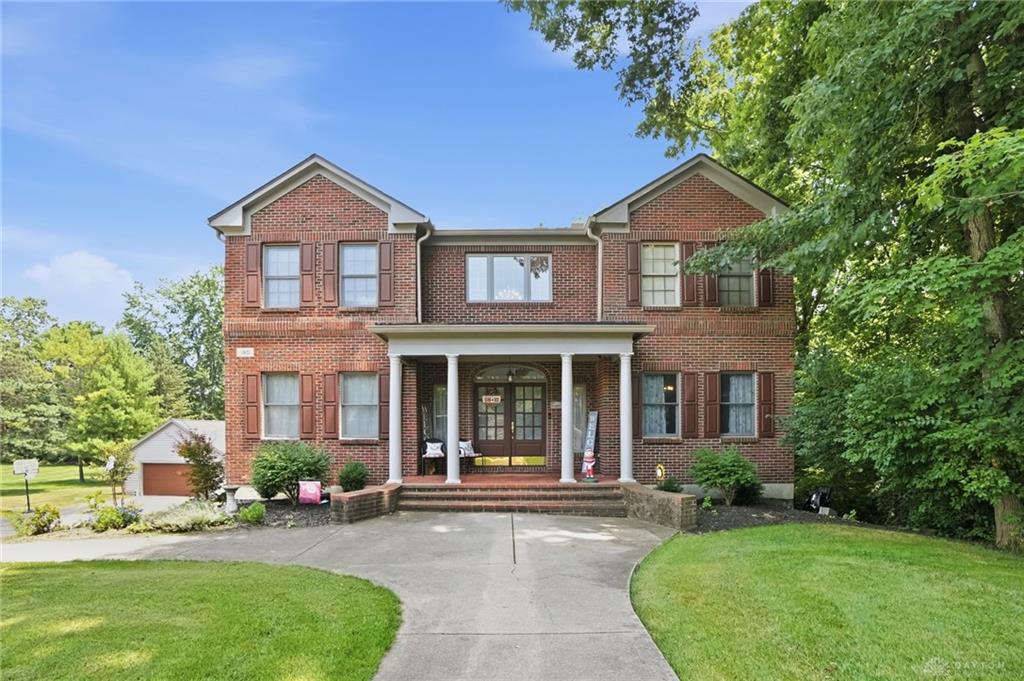 185 Woods Edge Property Photo 3