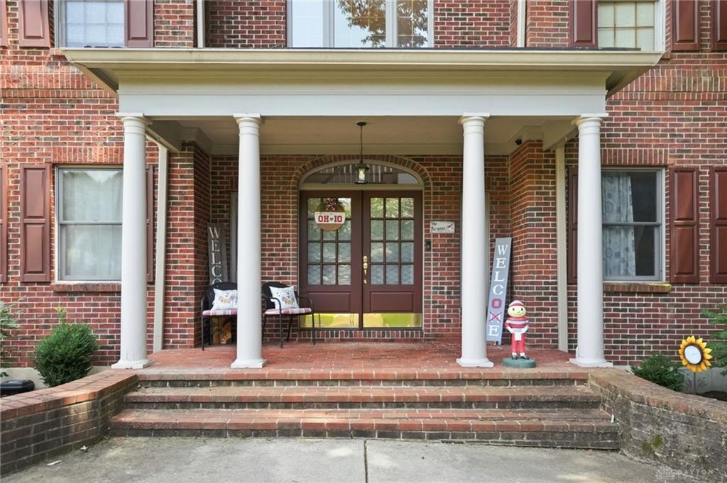 185 Woods Edge Property Photo 4