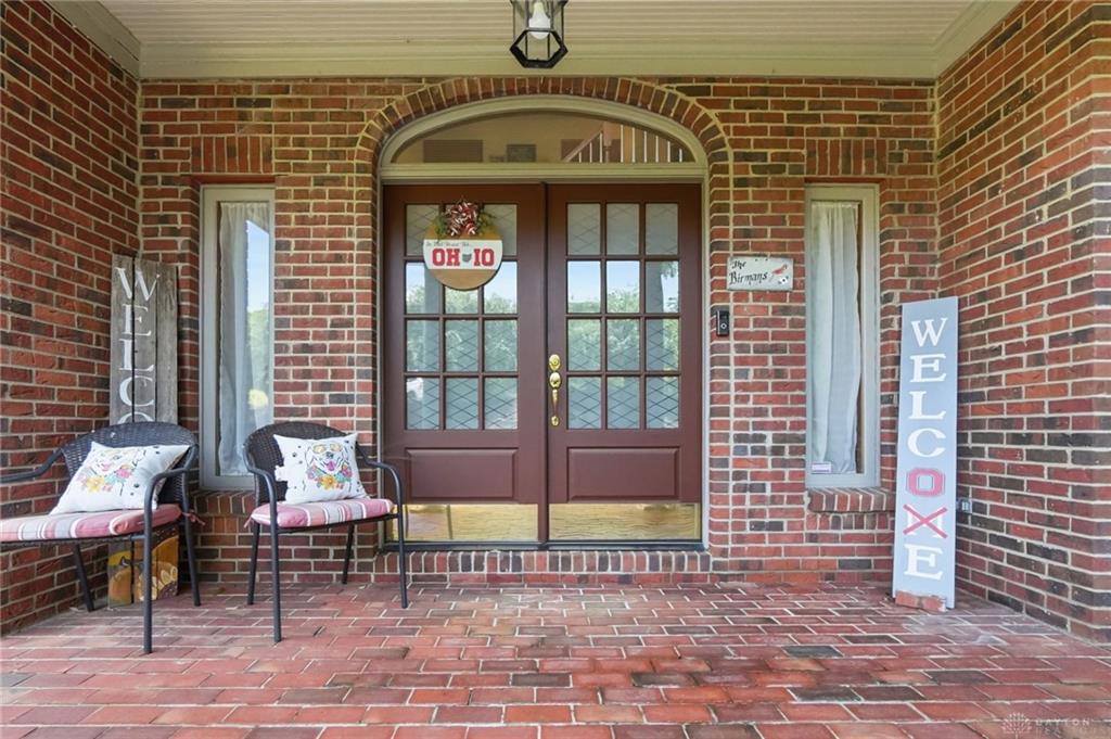 185 Woods Edge Property Photo 5
