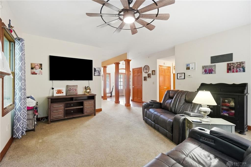 185 Woods Edge Property Photo 15