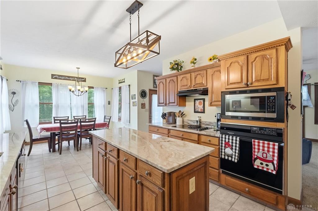 185 Woods Edge Property Photo 19