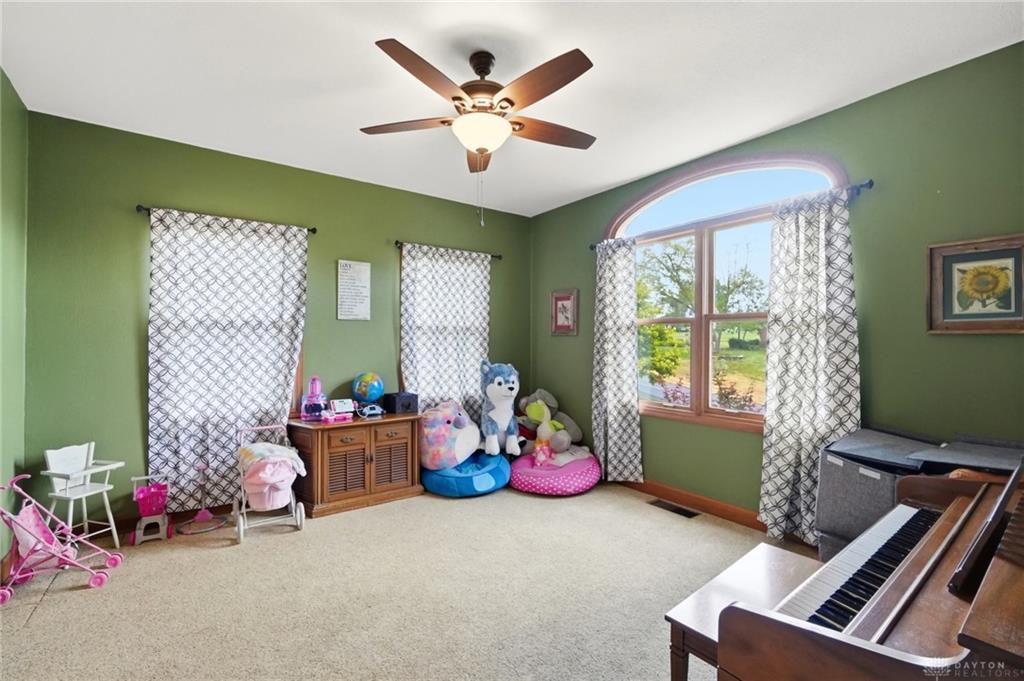 185 Woods Edge Property Photo 25