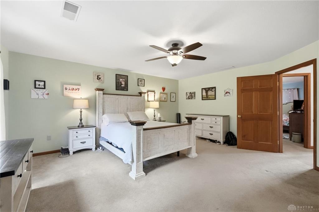 185 Woods Edge Property Photo 32