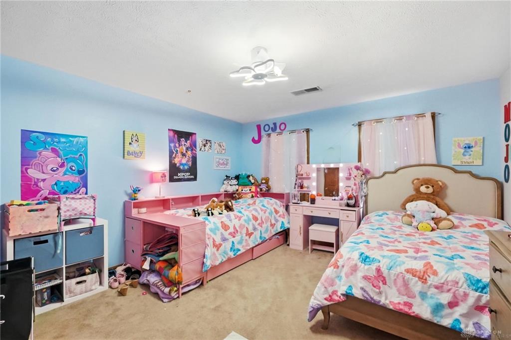 185 Woods Edge Property Photo 41