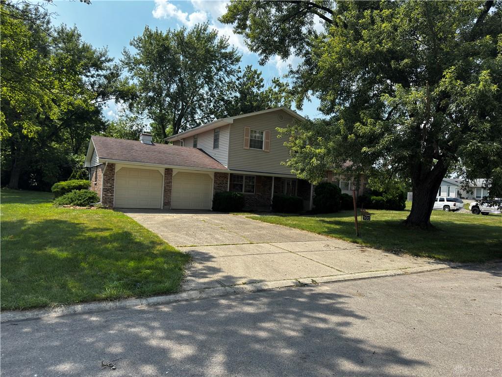 701 Rosamond Property Photo 1