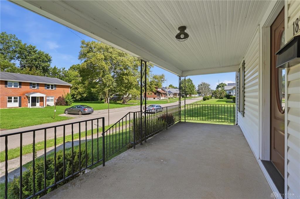 1856 Hazel Property Photo 4